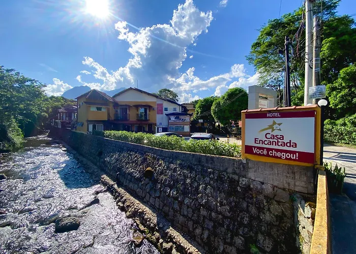 Casa EncantadaHotel Em